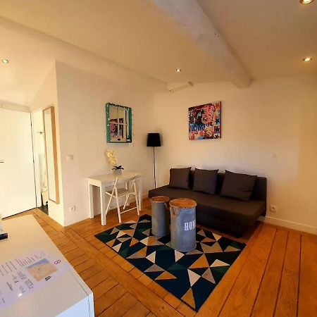 Freshly Tastefully Renovated Apartments In Heart Of Old Антиб Экстерьер фото